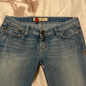 BKE Stella size 30 x 31 1/2 jeans